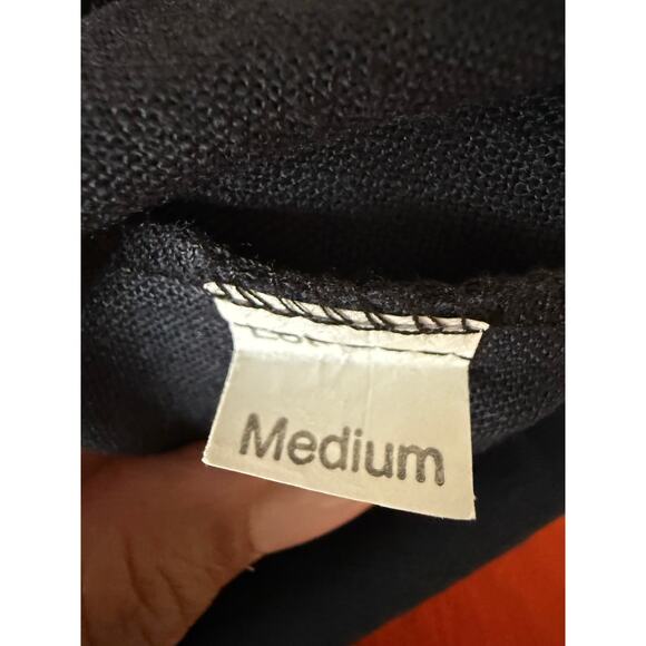 Vintage Studio C Black Sleeveless Top Metallic Embroidered Hem Boho‎ Tank Medium - Picture 3 of 4